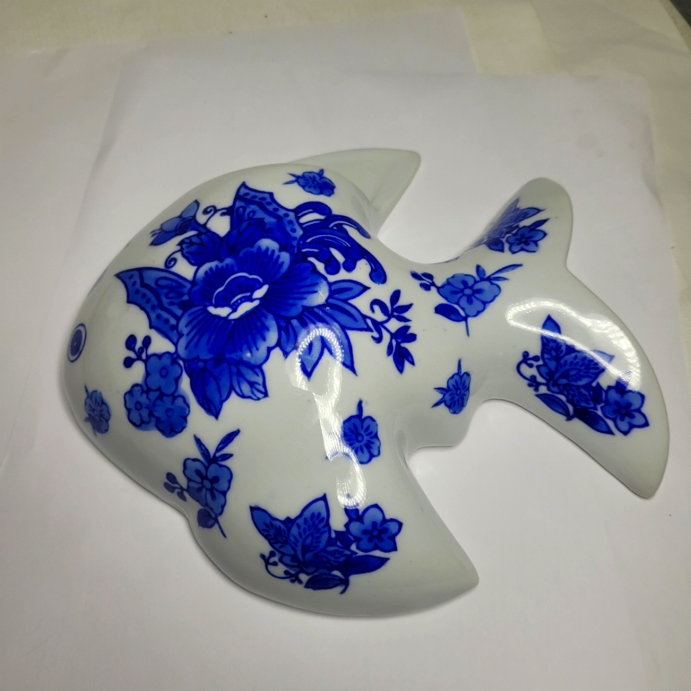 Wall pocket fish with blue flowers cute large